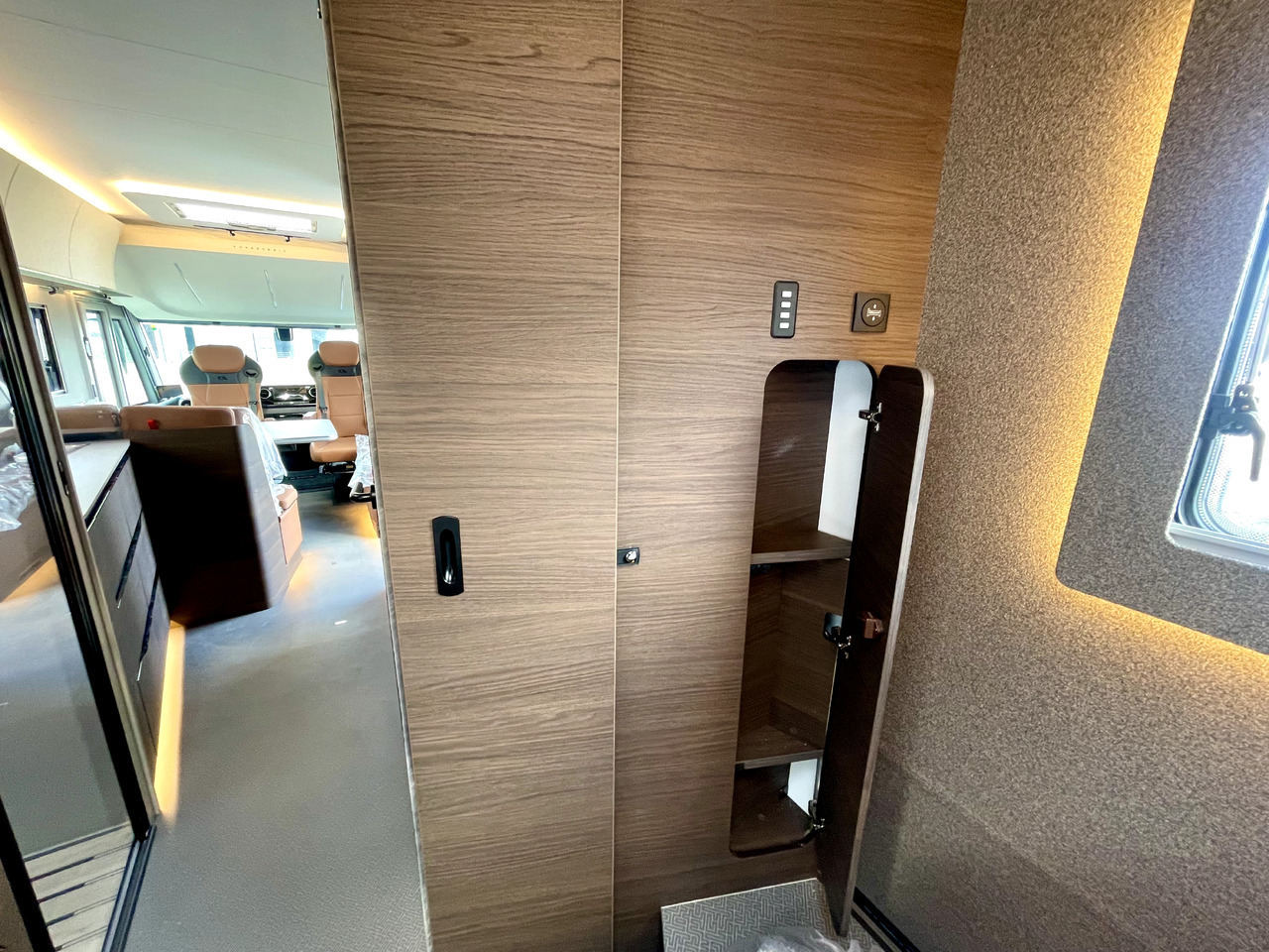 הַחכָּרָה Adria Super Sonic 890 LC Adria Super Sonic 890 LC: תמונה 14 הַחכָּרָה Adria Super Sonic 890 LC Adria Super Sonic 890 LC: תמונה 14