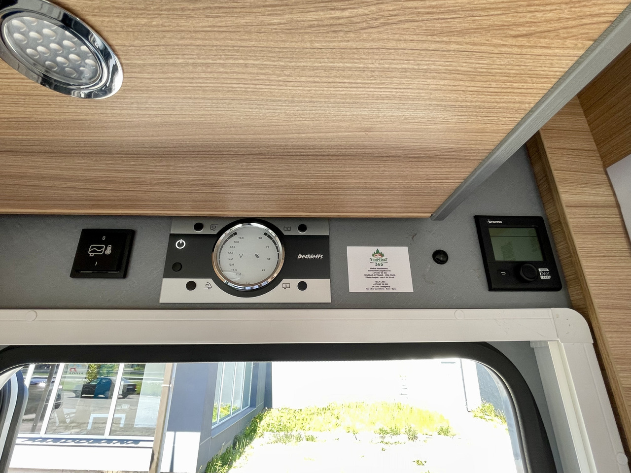 רכב ממונע חצי-משולב DETHLEFFS T7052 DBL: תמונה 14