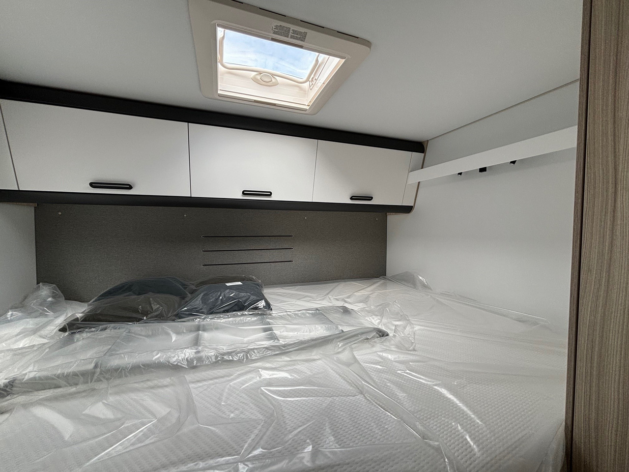 SUN LIVING A 75 DP - רכב ממונע Alcove: תמונה 5 SUN LIVING A 75 DP - רכב ממונע Alcove: תמונה 5