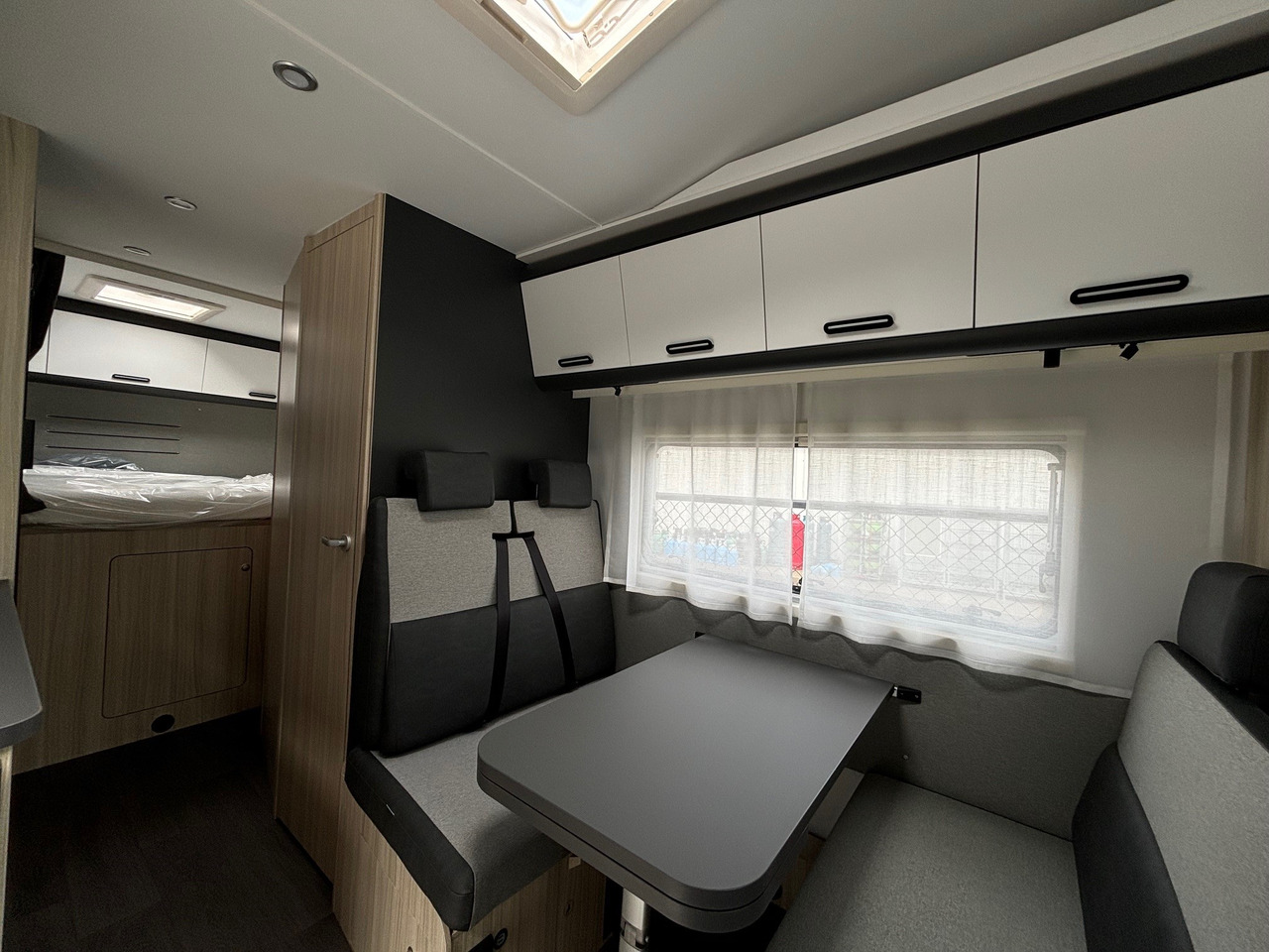 SUN LIVING A 75 DP - רכב ממונע Alcove: תמונה 2 SUN LIVING A 75 DP - רכב ממונע Alcove: תמונה 2