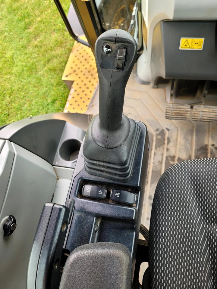 CATERPILLAR 432 - מחפרון: תמונה 3 CATERPILLAR 432 - מחפרון: תמונה 3