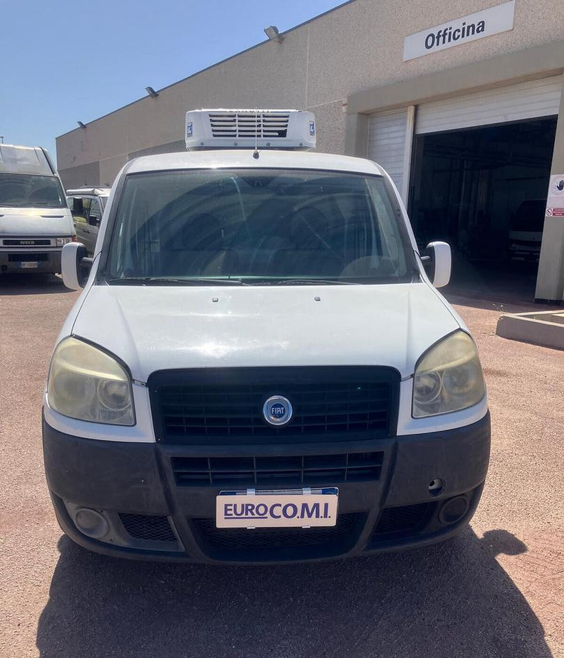 DOBLO' CON COIBENTAZIONE E GRUPPO FRIGO - כלי רכב מסחרי לקירור: תמונה 1 DOBLO' CON COIBENTAZIONE E GRUPPO FRIGO - כלי רכב מסחרי לקירור: תמונה 1