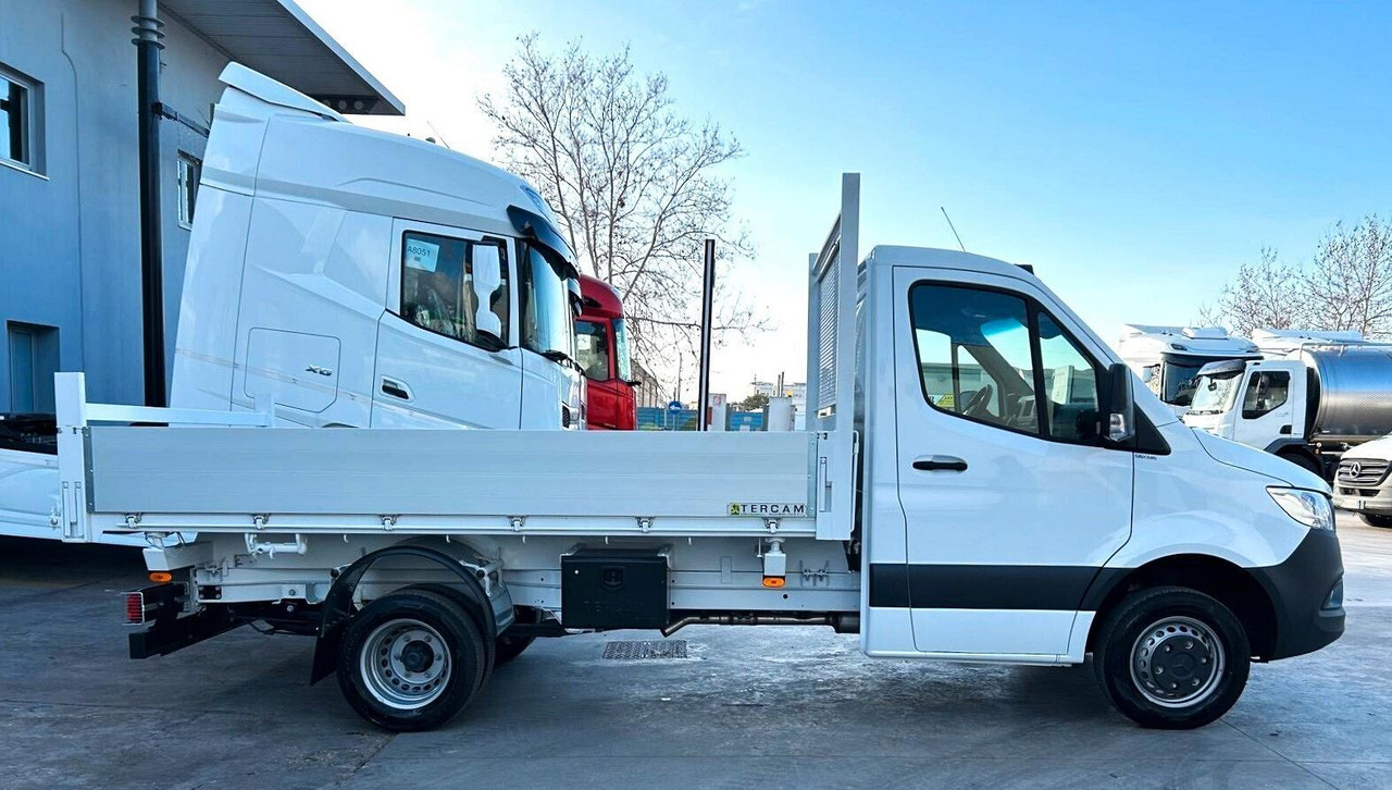 Mercedes 515 T 37/50 PRO Ribaltabile Tril. - כלי רכב מסחרי מזהיר: תמונה 4 Mercedes 515 T 37/50 PRO Ribaltabile Tril. - כלי רכב מסחרי מזהיר: תמונה 4