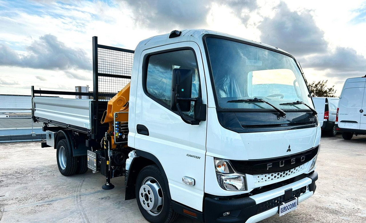 Mitsubishi Fuso Canter 3C15 Ribaltabile 35 Q - מזהיר, משאית מנוף: תמונה 3 Mitsubishi Fuso Canter 3C15 Ribaltabile 35 Q - מזהיר, משאית מנוף: תמונה 3