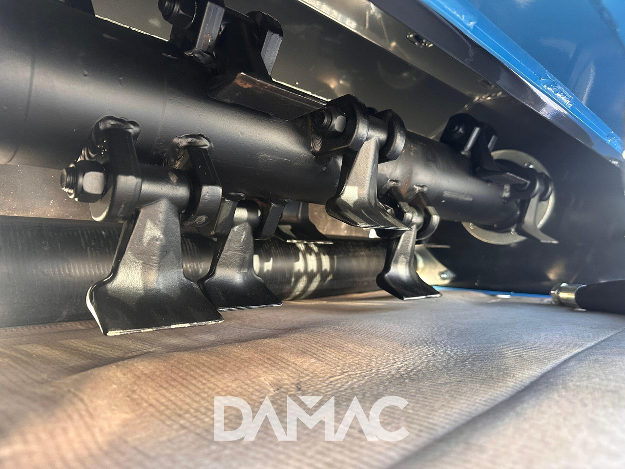 מכסחת תבואה C4 B90: תמונה 8 מכסחת תבואה C4 B90: תמונה 8