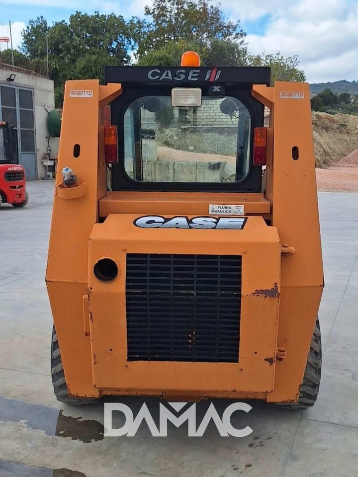 CASE 721 - מעמיס היגוי החלקה: תמונה 3 CASE 721 - מעמיס היגוי החלקה: תמונה 3