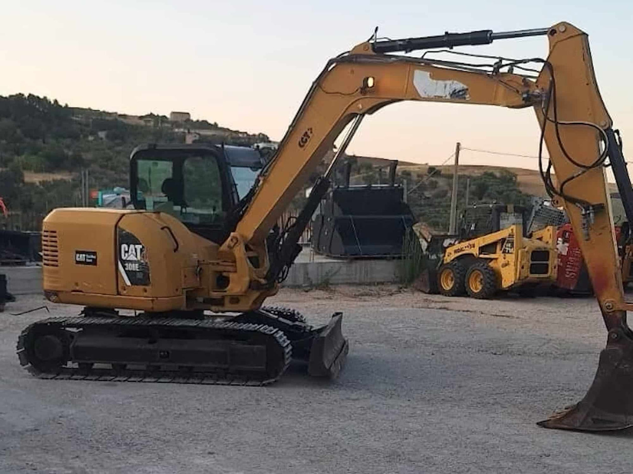 CAT 308E2CR - מחפר סורק: תמונה 1 CAT 308E2CR - מחפר סורק: תמונה 1
