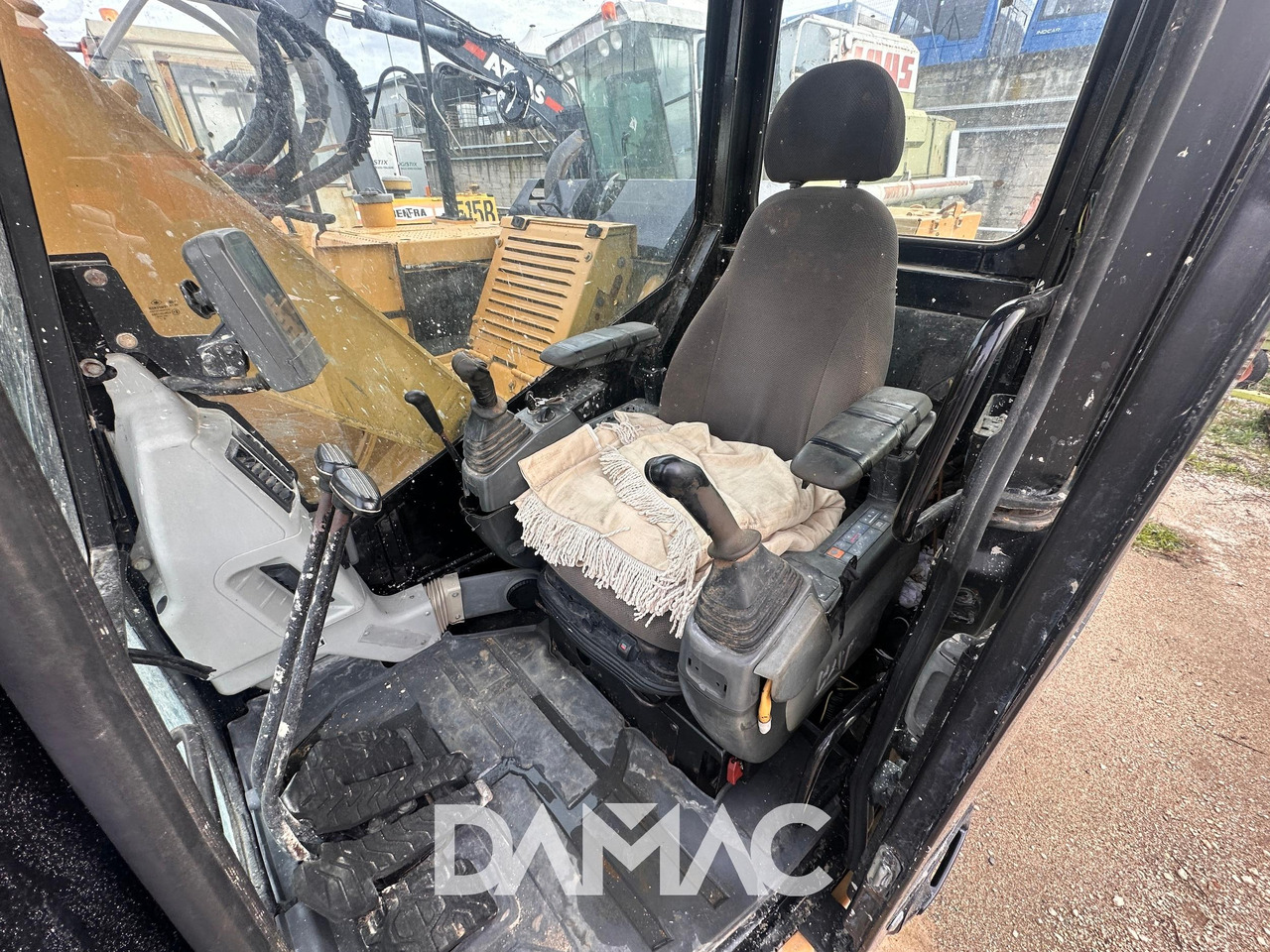 מחפר סורק CATERPILLAR 314D: תמונה 13 מחפר סורק CATERPILLAR 314D: תמונה 13