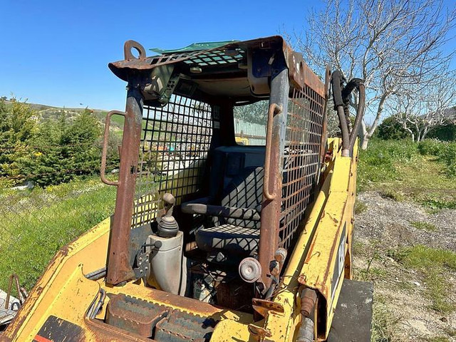 Caterpillar 248 - מעמיס רצועות קומפקטי: תמונה 3 Caterpillar 248 - מעמיס רצועות קומפקטי: תמונה 3