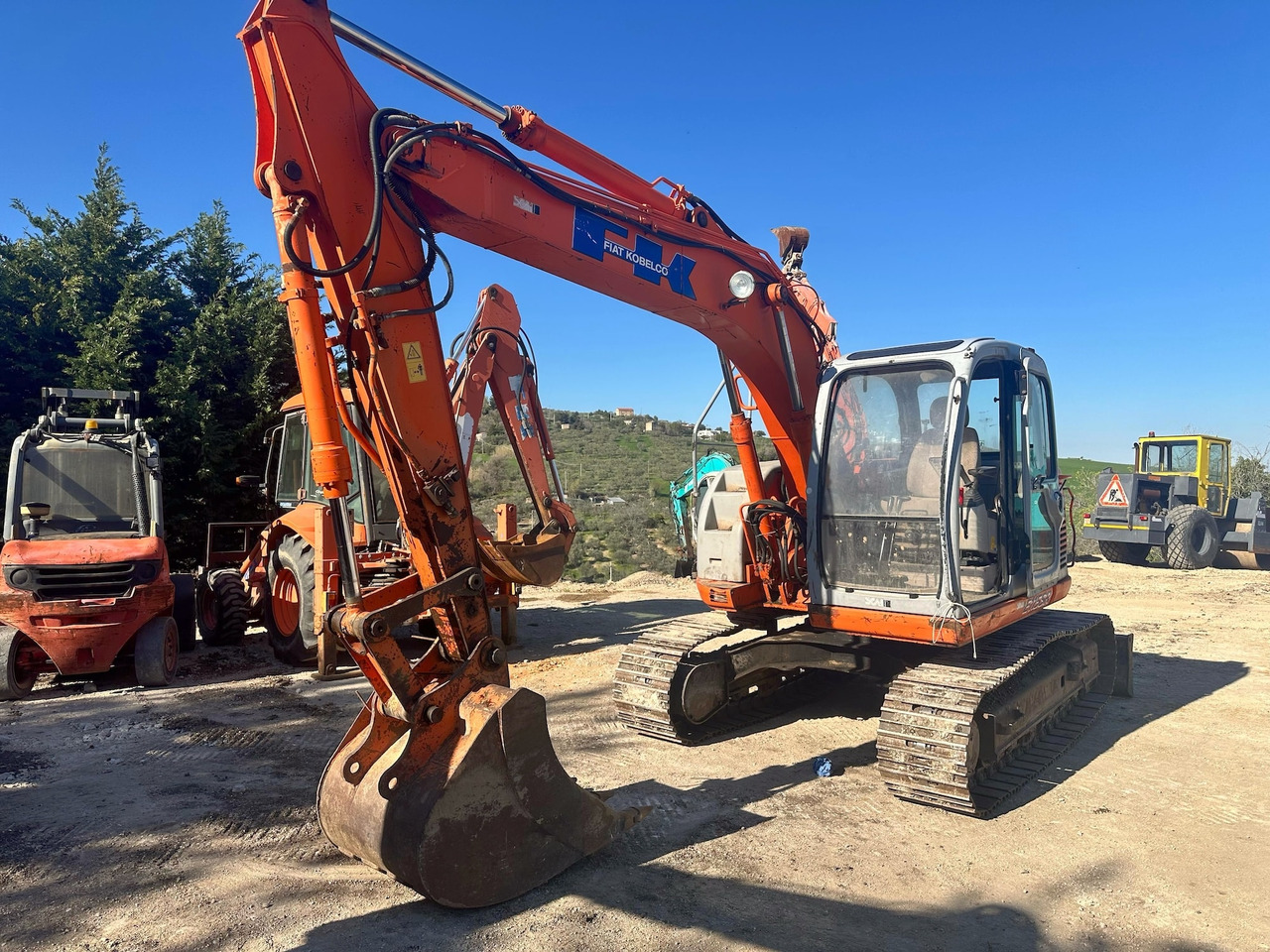 FIAT KOBELCO E115SR - מחפר סורק: תמונה 1 FIAT KOBELCO E115SR - מחפר סורק: תמונה 1
