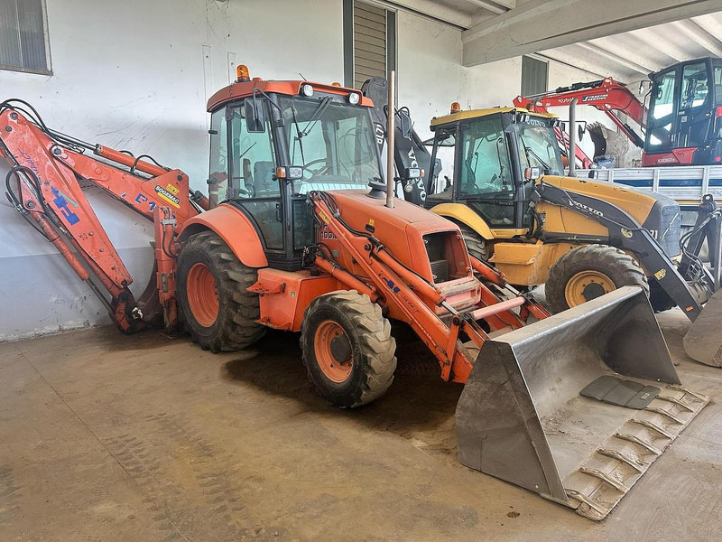 Fiat KOBELCO FB100.2 - מחפרון: תמונה 1 Fiat KOBELCO FB100.2 - מחפרון: תמונה 1