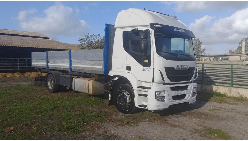 Iveco STRALIS 330 EEV - סמיטריילר צד נופל/ שטוח: תמונה 1 Iveco STRALIS 330 EEV - סמיטריילר צד נופל/ שטוח: תמונה 1