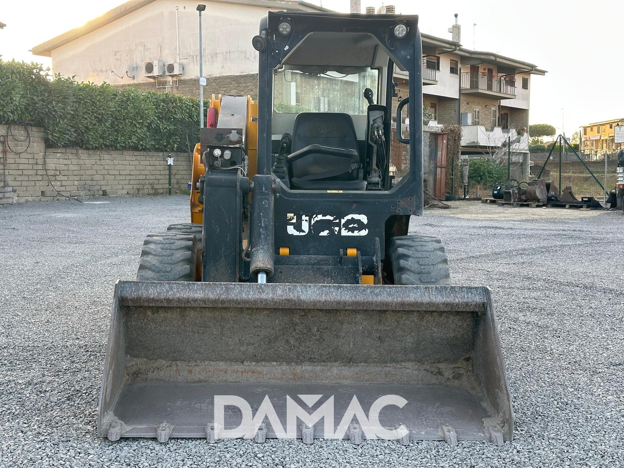 JCB 225 - מעמיס היגוי החלקה: תמונה 2 JCB 225 - מעמיס היגוי החלקה: תמונה 2
