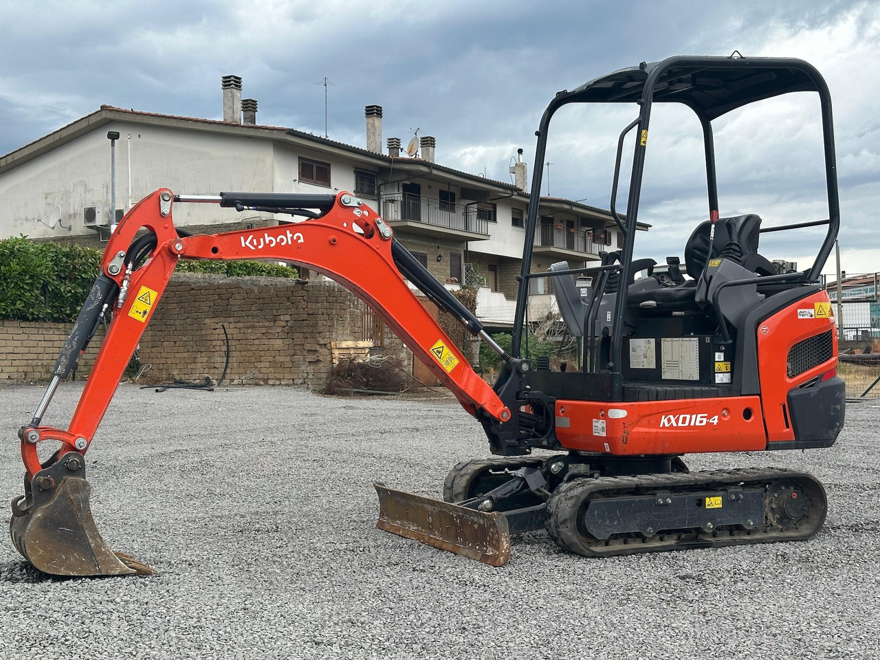KUBOTA KX016-4 - מיני מחפר: תמונה 5 KUBOTA KX016-4 - מיני מחפר: תמונה 5