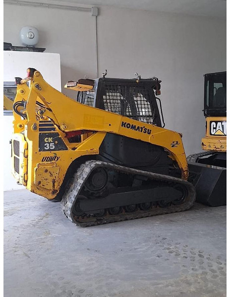Komatsu CK35 - מעמיס רצועות קומפקטי: תמונה 4 Komatsu CK35 - מעמיס רצועות קומפקטי: תמונה 4