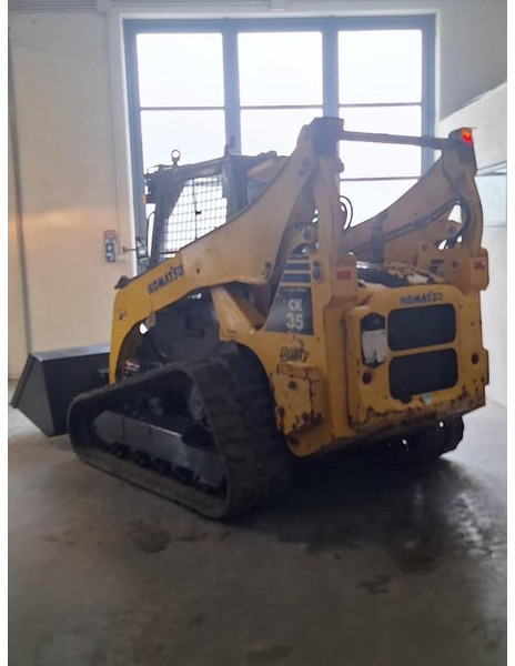 Komatsu CK35 - מעמיס רצועות קומפקטי: תמונה 5 Komatsu CK35 - מעמיס רצועות קומפקטי: תמונה 5