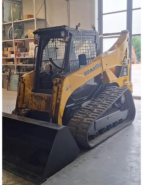 Komatsu CK35 - מעמיס רצועות קומפקטי: תמונה 3 Komatsu CK35 - מעמיס רצועות קומפקטי: תמונה 3