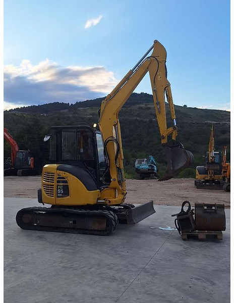 Komatsu PC55 - מיני מחפר: תמונה 2 Komatsu PC55 - מיני מחפר: תמונה 2