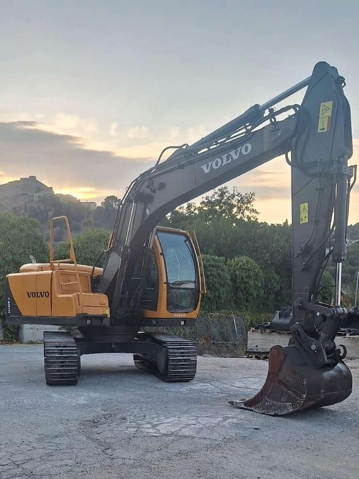 VOLVO EC140BLC - מחפר סורק: תמונה 3 VOLVO EC140BLC - מחפר סורק: תמונה 3