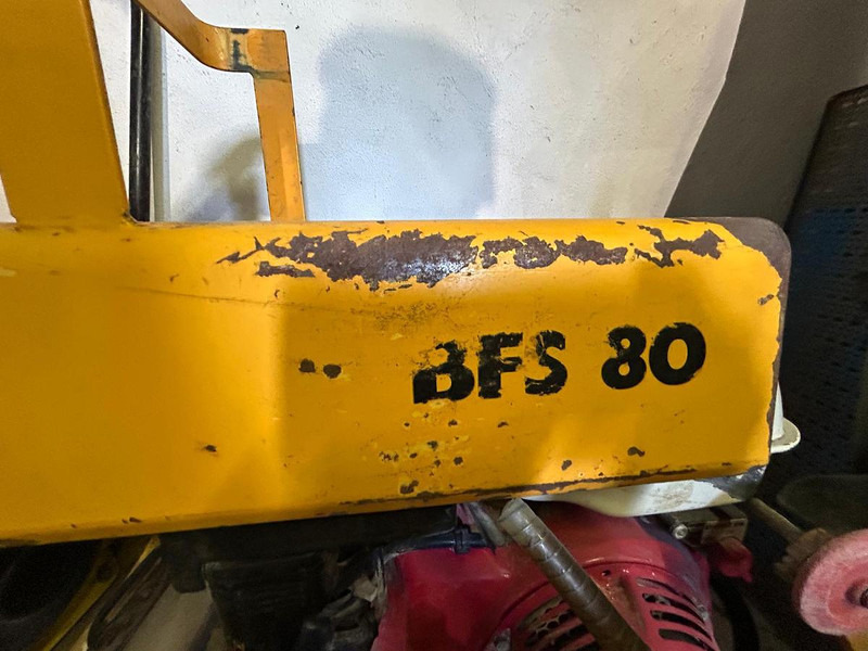 Wacker BFS80 - ציוד עיבוד קרקע: תמונה 3 Wacker BFS80 - ציוד עיבוד קרקע: תמונה 3