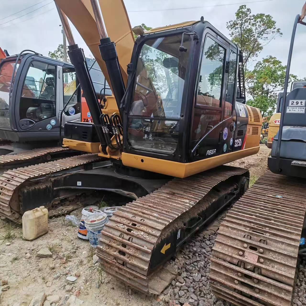 CATERPILLAR 325D2 - מחפר סורק: תמונה 2 CATERPILLAR 325D2 - מחפר סורק: תמונה 2