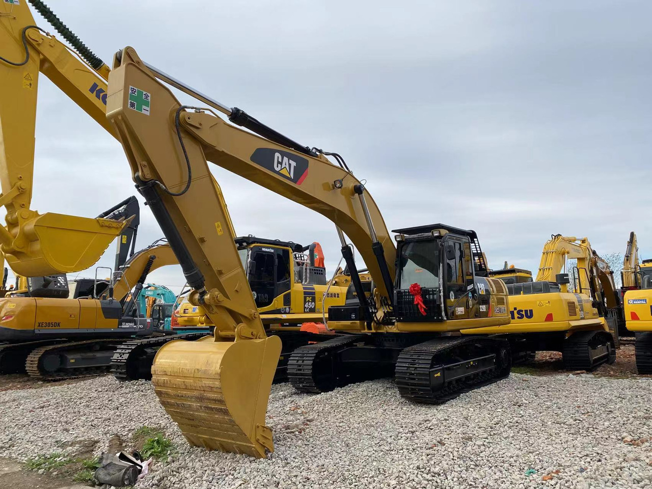 CATERPILLAR 329D2L - מחפר סורק: תמונה 4 CATERPILLAR 329D2L - מחפר סורק: תמונה 4