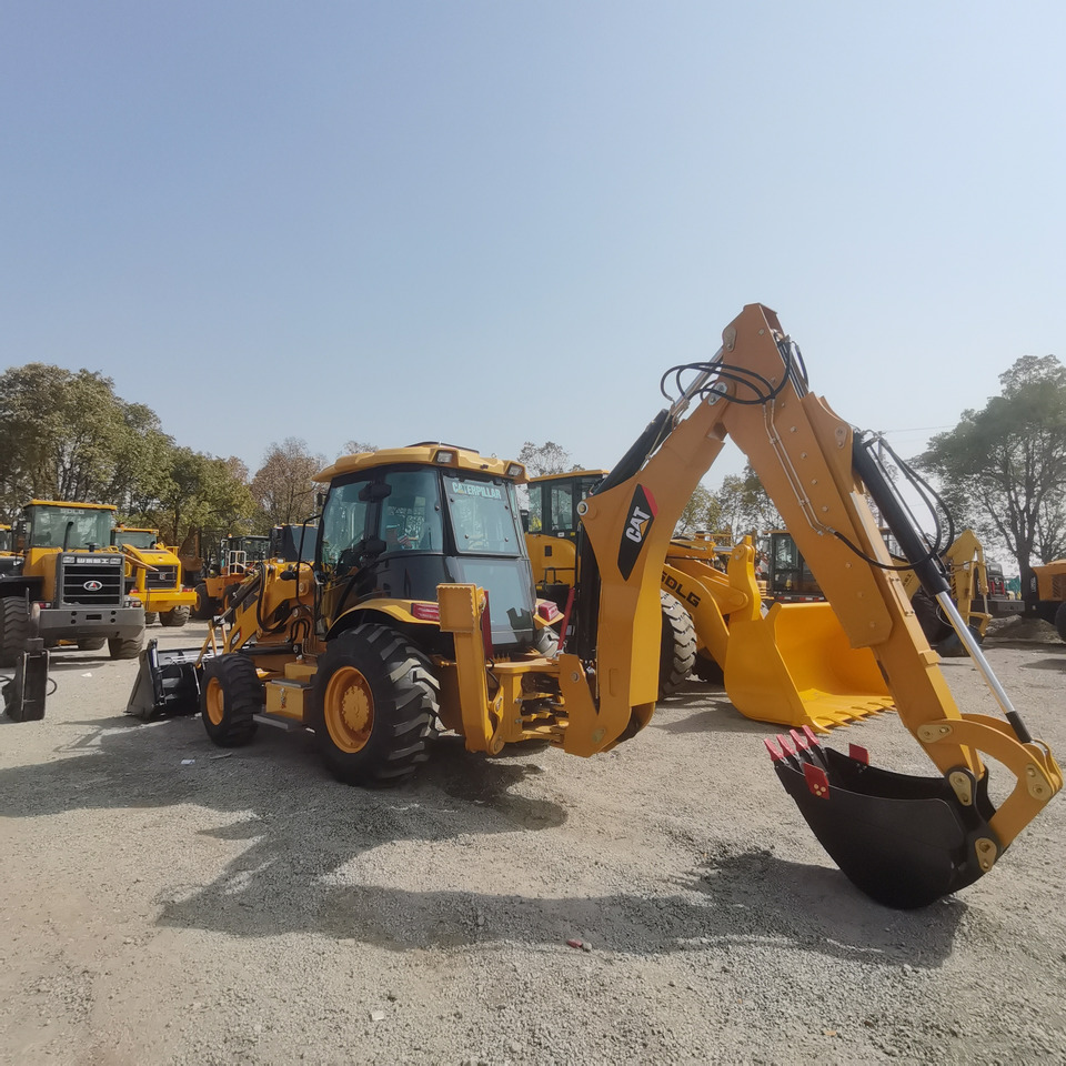 CATERPILLAR 420F - מחפרון: תמונה 2 CATERPILLAR 420F - מחפרון: תמונה 2