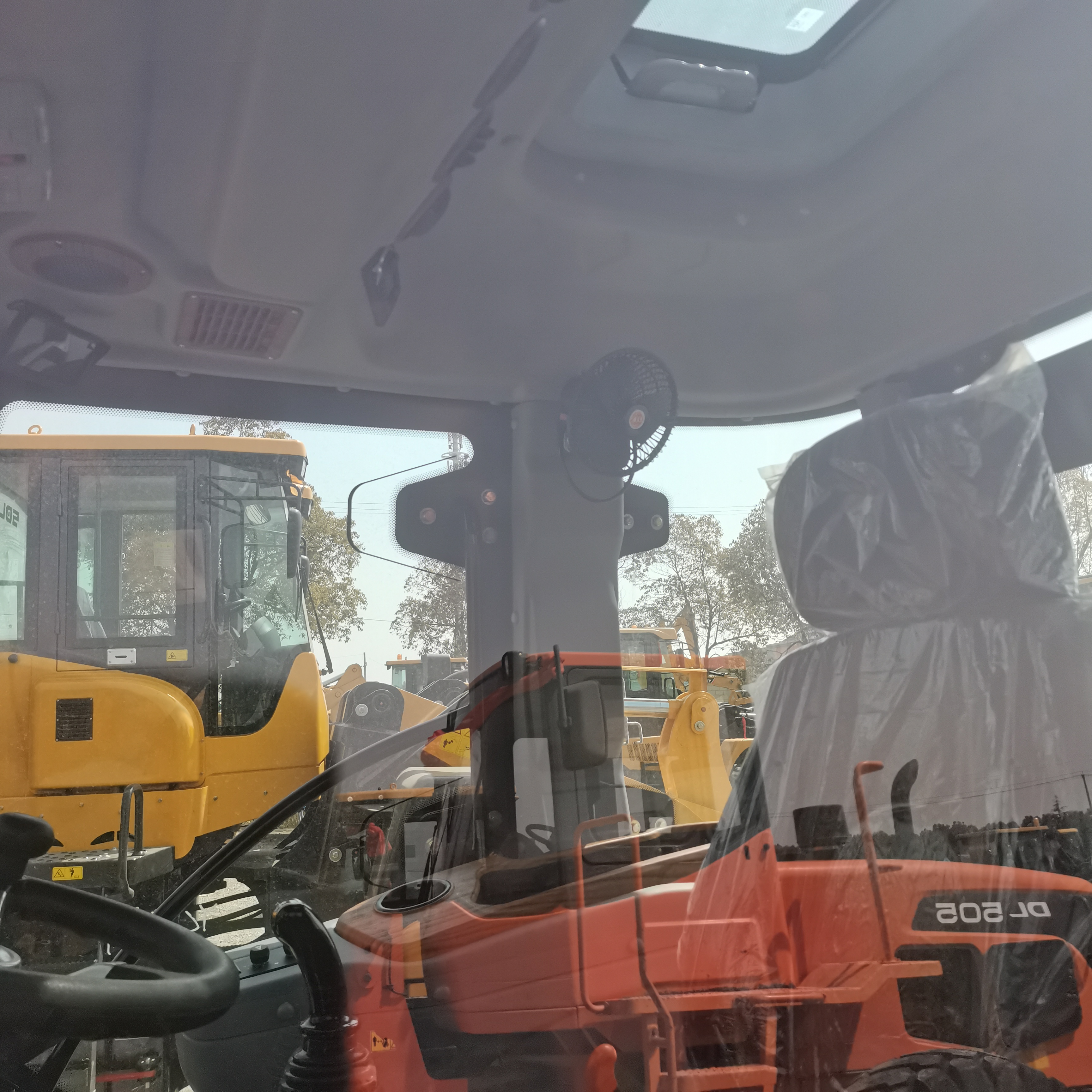 חָדָשׁ מחפרון CATERPILLAR 420F: תמונה 17