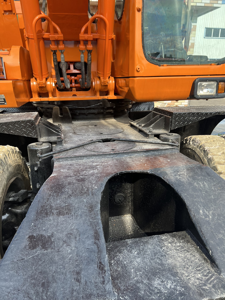 DOOSAN DX210 - מחפר גלגלים: תמונה 5 DOOSAN DX210 - מחפר גלגלים: תמונה 5