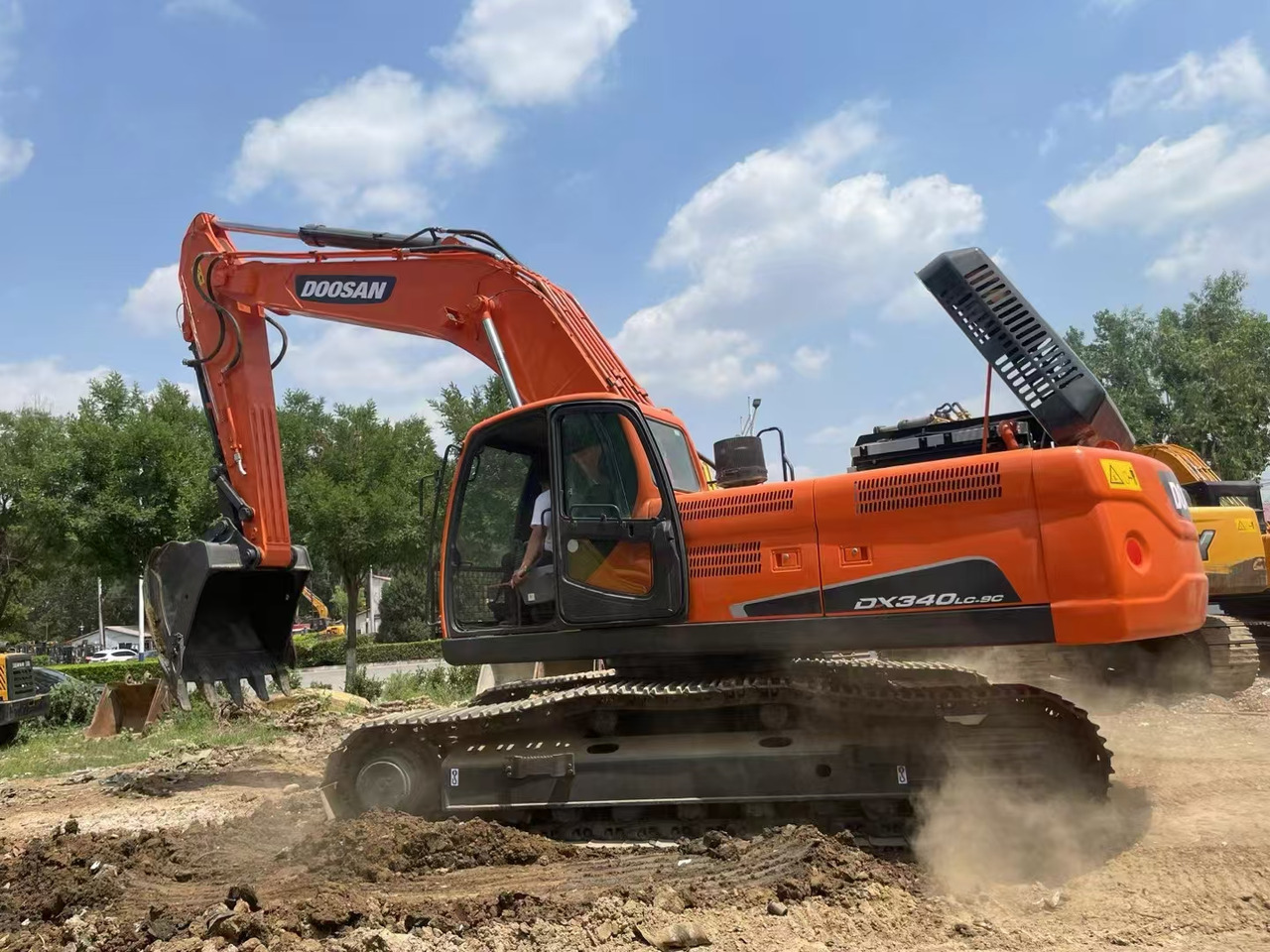 DOOSAN DX340LC-9C - מחפר סורק: תמונה 1 DOOSAN DX340LC-9C - מחפר סורק: תמונה 1