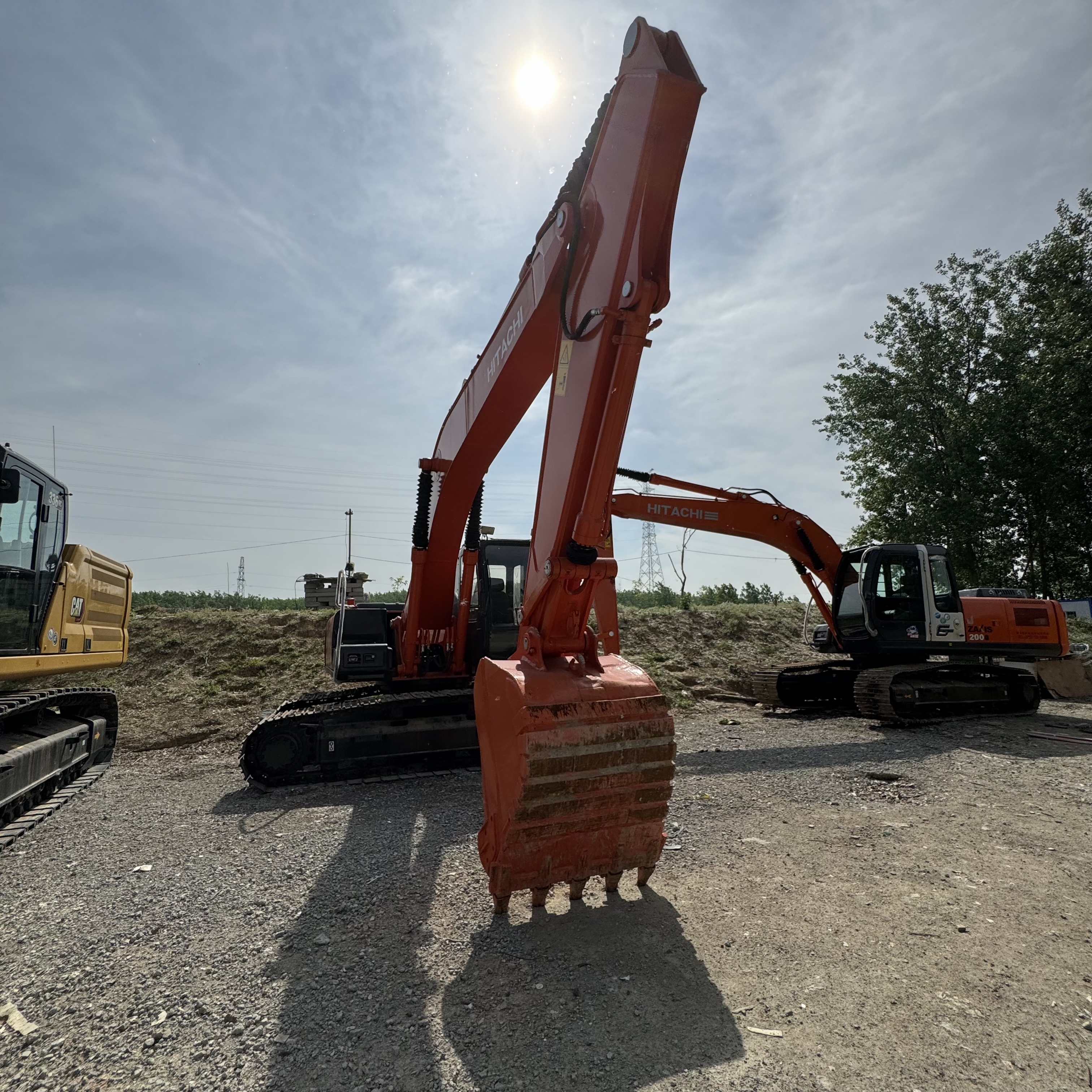מחפר סורק HITACHI ZX200: תמונה 8