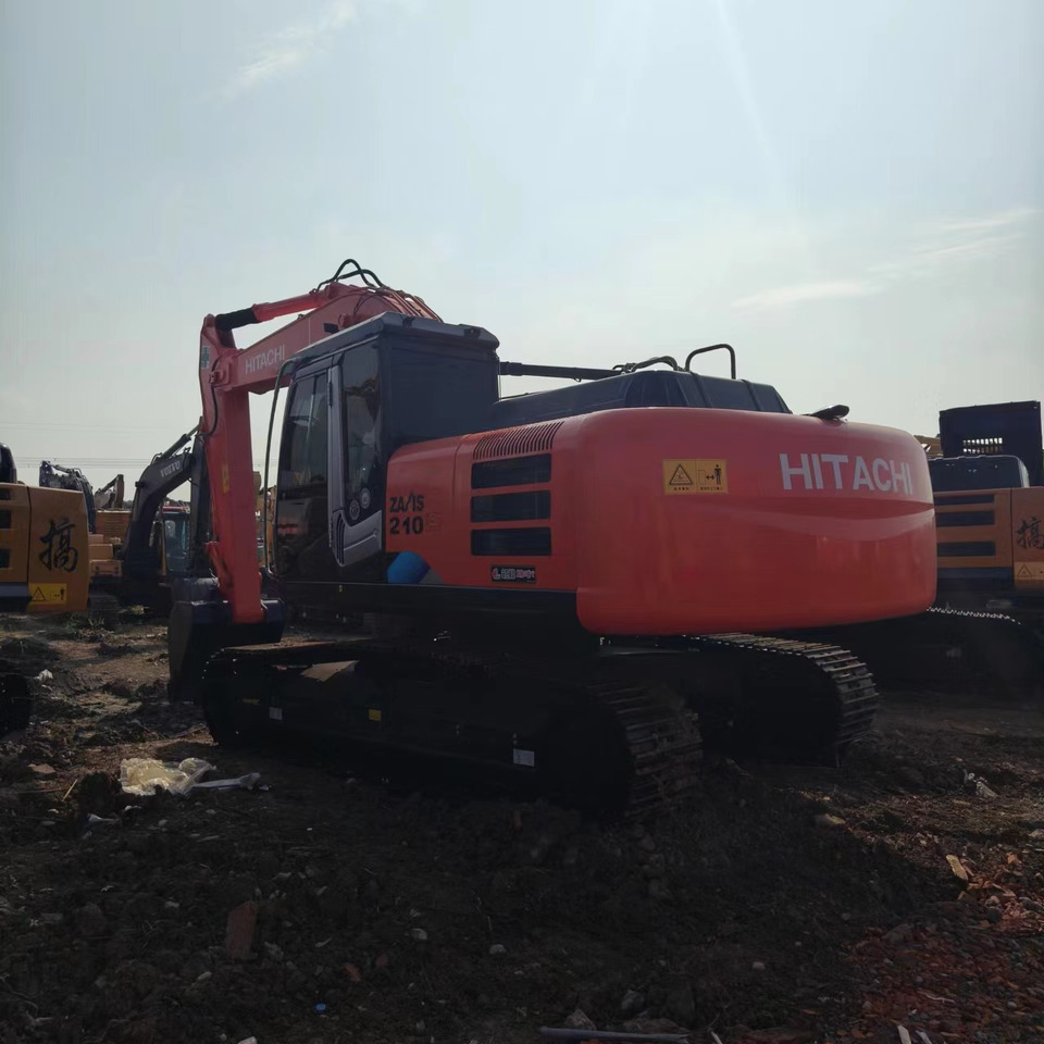 HITACHI ZX210 - מחפר סורק: תמונה 4 HITACHI ZX210 - מחפר סורק: תמונה 4