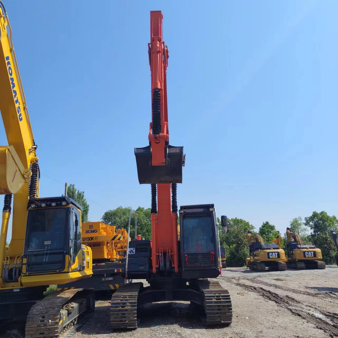 HITACHI ZX210 - מחפר סורק: תמונה 5 HITACHI ZX210 - מחפר סורק: תמונה 5