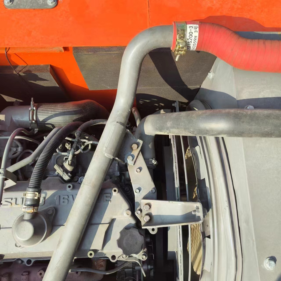 HITACHI ZX210 - מחפר סורק: תמונה 5 HITACHI ZX210 - מחפר סורק: תמונה 5