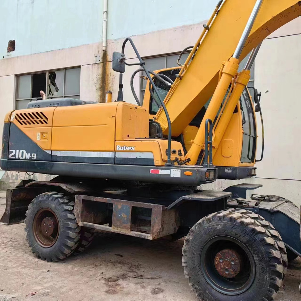 HYUNDAI R220LC-9S - מחפר גלגלים: תמונה 4 HYUNDAI R220LC-9S - מחפר גלגלים: תמונה 4