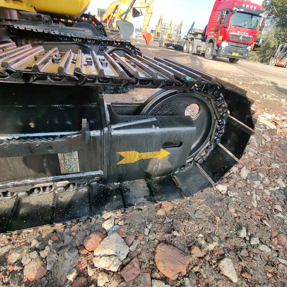 מחפר סורק KOMATSU PC130: תמונה 8
