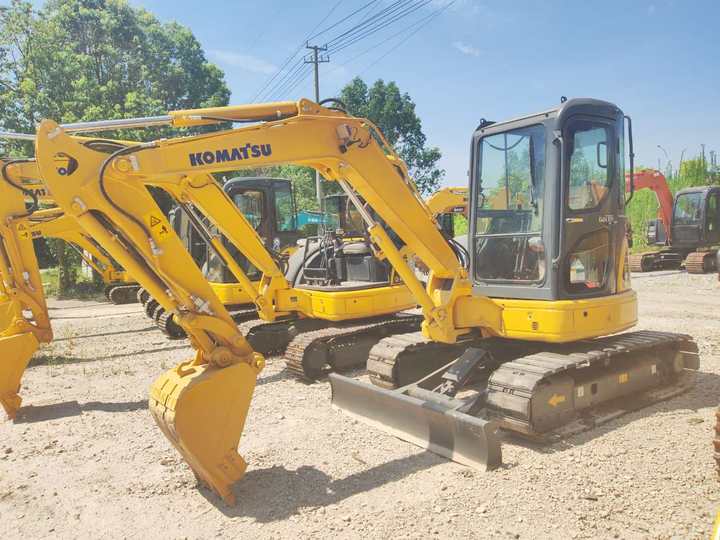 KOMATSU PC40 - מיני מחפר: תמונה 4 KOMATSU PC40 - מיני מחפר: תמונה 4