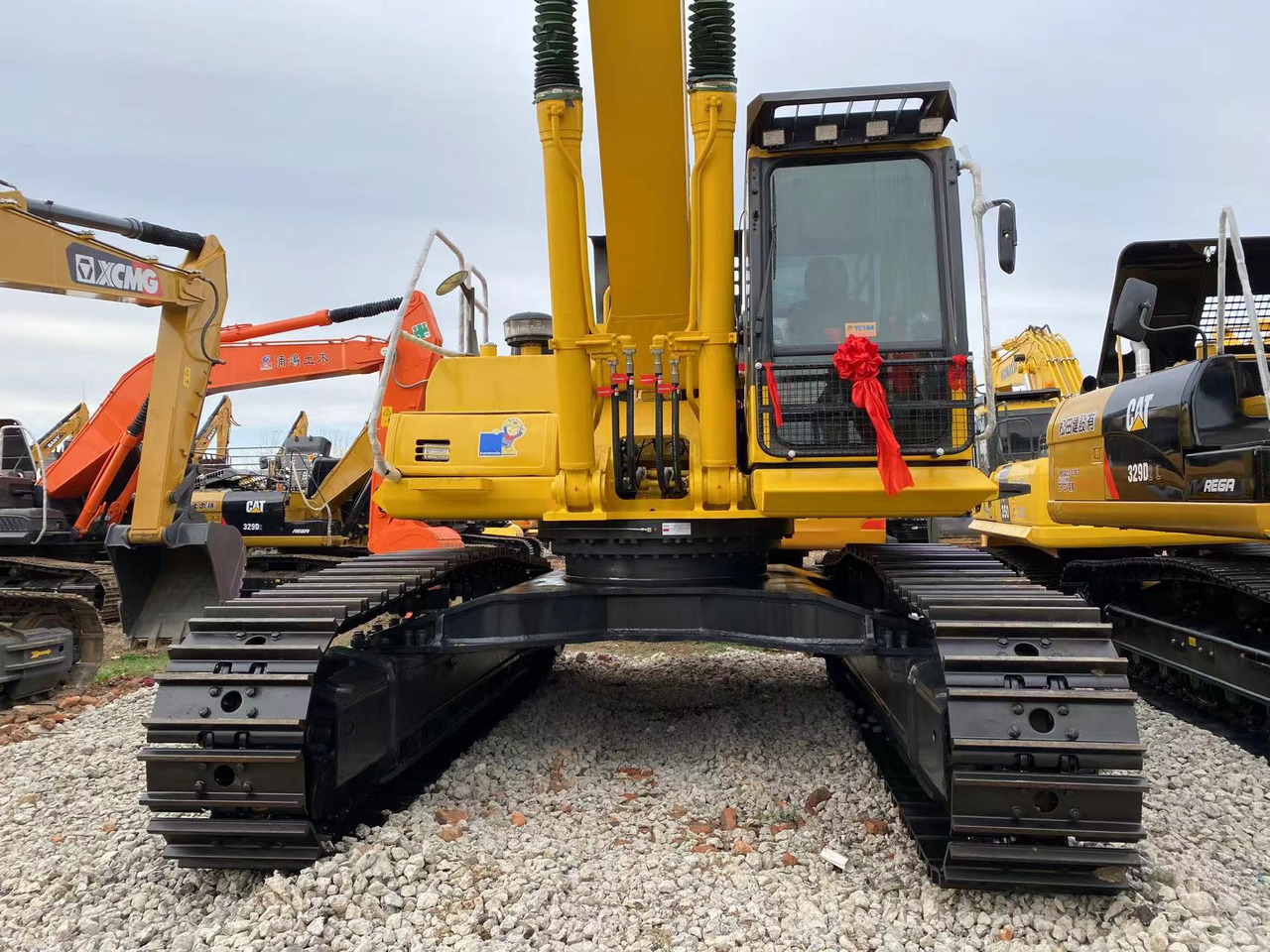 KOMATSU PC450 - מחפר סורק: תמונה 3 KOMATSU PC450 - מחפר סורק: תמונה 3