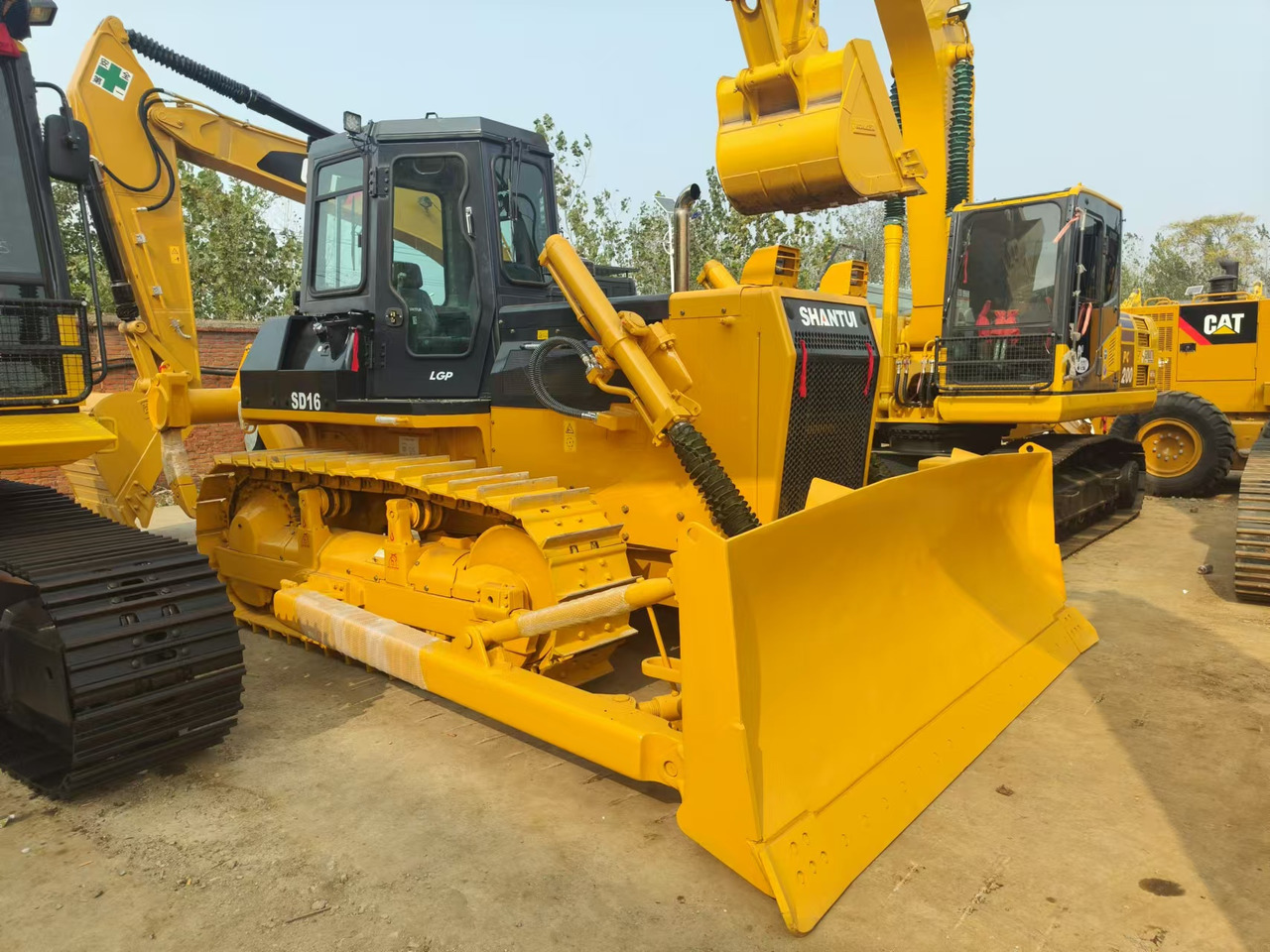 דחפור SHANTUI SD16: תמונה 6