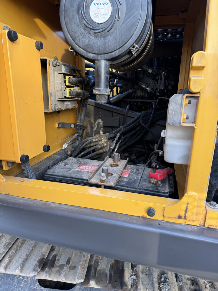 מחפר סורק VOLVO EC220D: תמונה 11