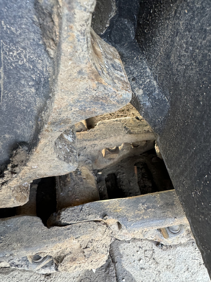 מחפר סורק VOLVO EC220D: תמונה 9