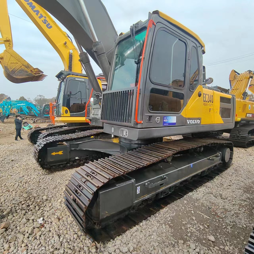 מחפר סורק VOLVO EC240: תמונה 11