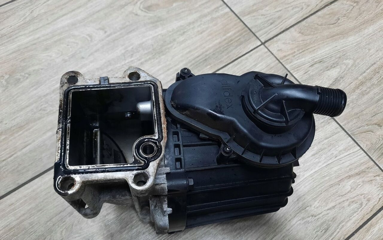 22877307 Volvo FH 4 FM 4 - מסנן שמן עבור משאית: תמונה 4 22877307 Volvo FH 4 FM 4 - מסנן שמן עבור משאית: תמונה 4