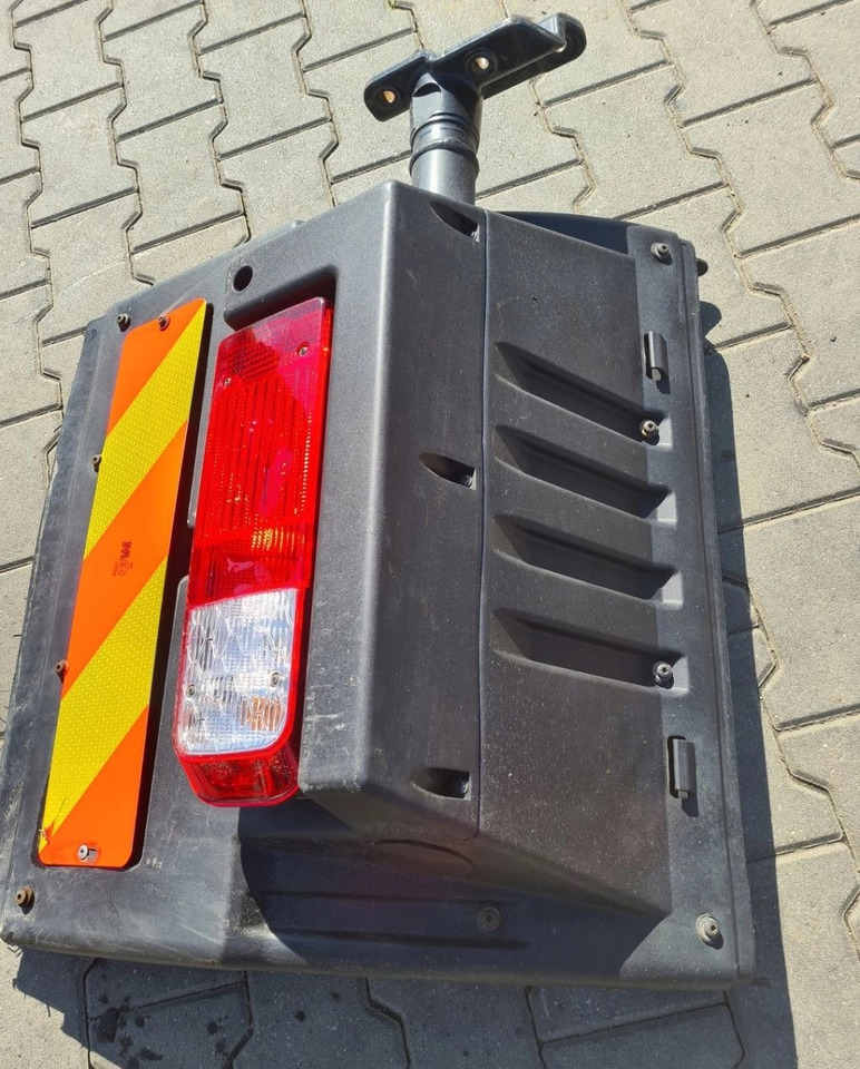 BŁOTNIK KOMPLETNY PRAWY TYŁ LAMPA CHLAPACZ MOCOWANIE FORD F-MAX CARGO - כנפון: תמונה 4 BŁOTNIK KOMPLETNY PRAWY TYŁ LAMPA CHLAPACZ MOCOWANIE FORD F-MAX CARGO - כנפון: תמונה 4