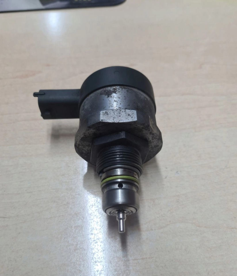 BOSCH- REGULATOR CIŚNIENIA LISTWY PALIWA FORD F-MAX 500 Gc46 9H321 BA 0281006475 - שסתום: תמונה 3 BOSCH- REGULATOR CIŚNIENIA LISTWY PALIWA FORD F-MAX 500 Gc46 9H321 BA 0281006475 - שסתום: תמונה 3