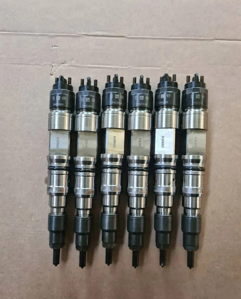 FORD 053902513 8IAGC3AASA - מזרק: תמונה 1 FORD 053902513 8IAGC3AASA - מזרק: תמונה 1