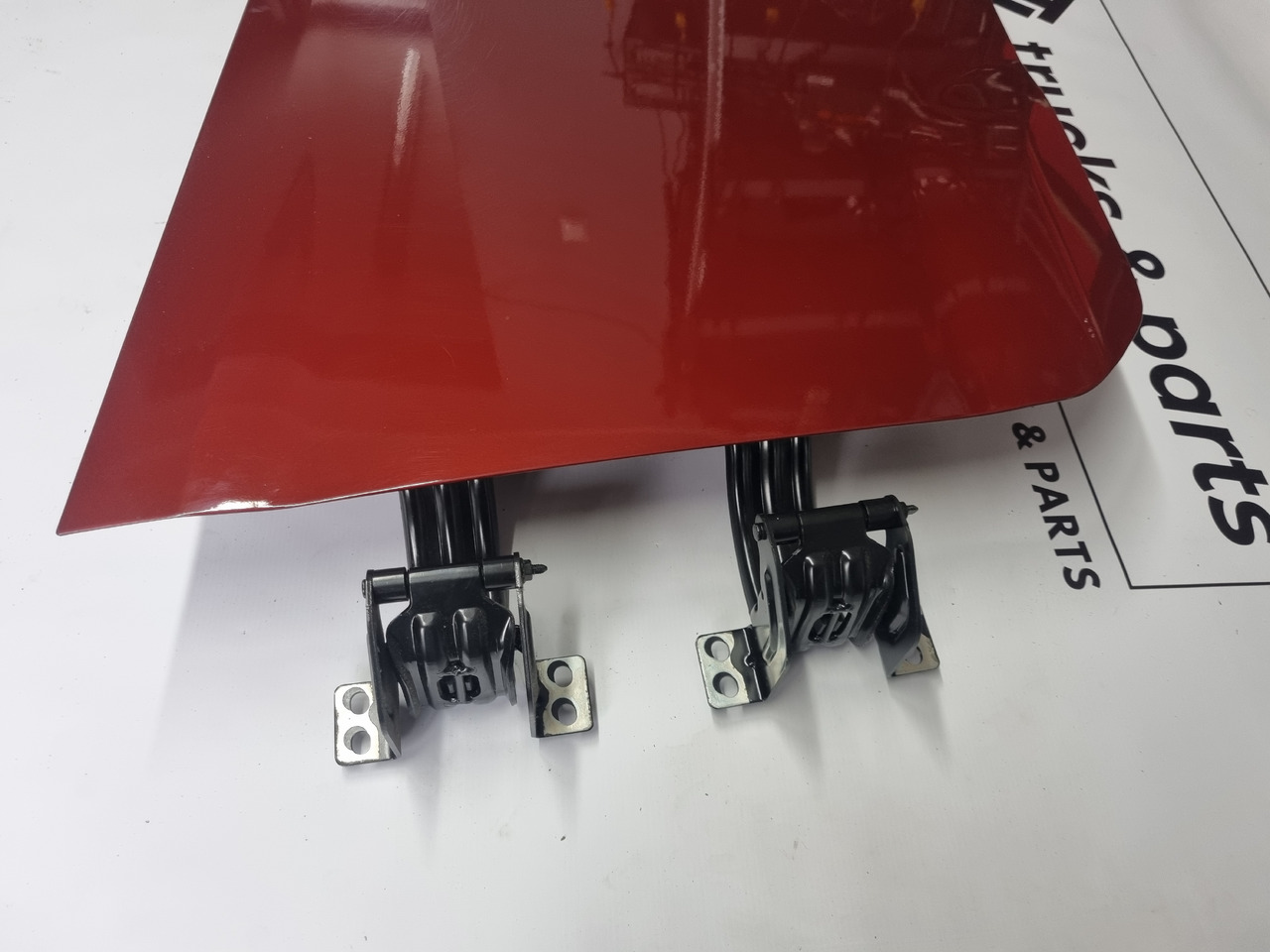 FORD KLAPA SCHOWKA DRZWICZKI PRAWE KOMPLETNE FORD F-MAX - גוף וחלק חיצוני עבור משאית: תמונה 3 FORD KLAPA SCHOWKA DRZWICZKI PRAWE KOMPLETNE FORD F-MAX - גוף וחלק חיצוני עבור משאית: תמונה 3