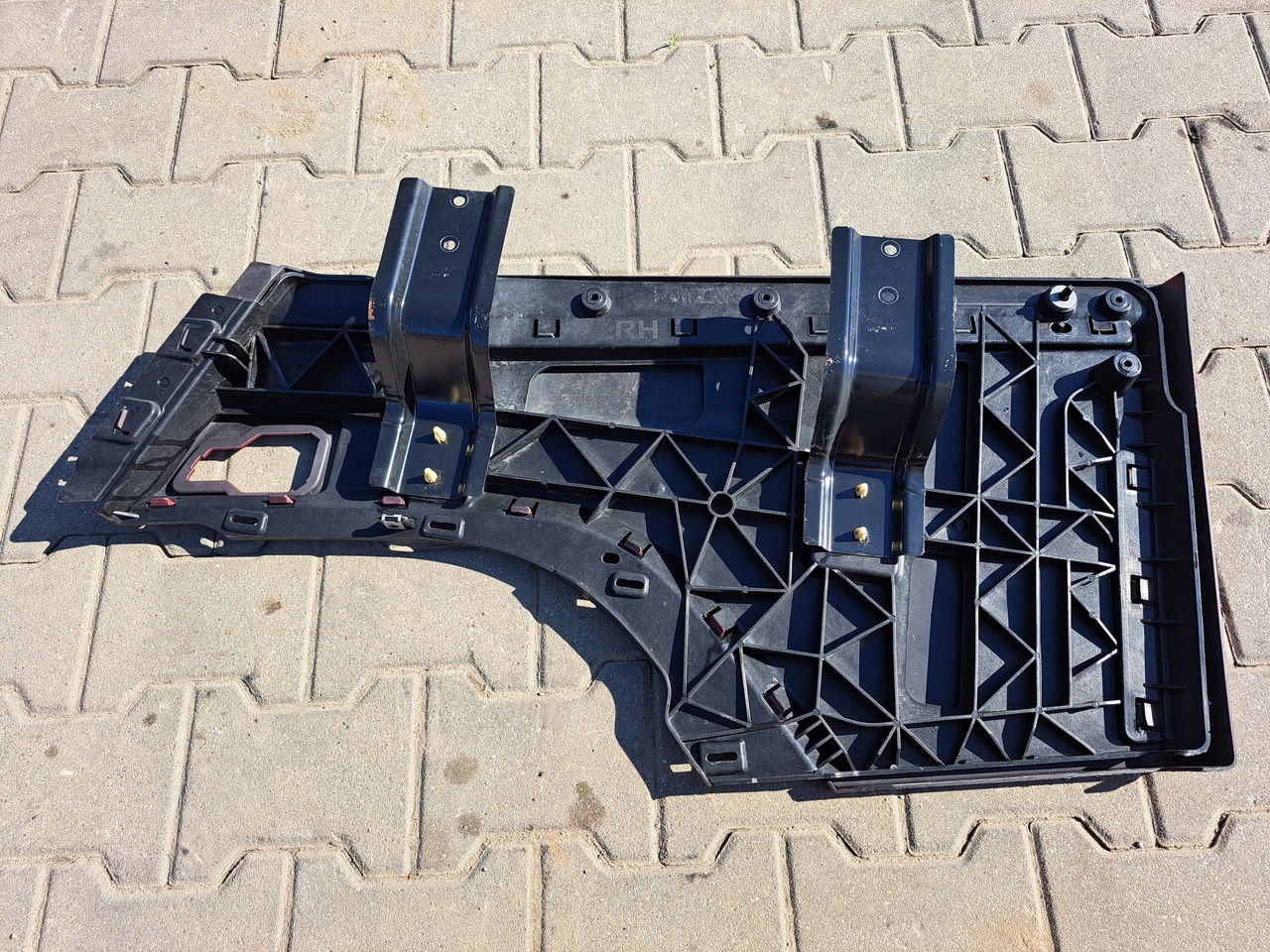 FORD PRZEDŁUŻENIE STOPNICY PRAWE ORYGINAŁ FORD F-MAX EURO 6 - גוף וחלק חיצוני עבור משאית: תמונה 4 FORD PRZEDŁUŻENIE STOPNICY PRAWE ORYGINAŁ FORD F-MAX EURO 6 - גוף וחלק חיצוני עבור משאית: תמונה 4