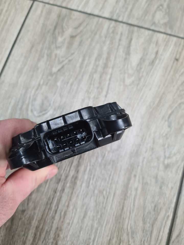 FORD RADAR CZUJNIK SENSOR FORD F-MAX 500 K096653H001 575127535 K155778 210101163 - חיישן עבור משאית: תמונה 4 FORD RADAR CZUJNIK SENSOR FORD F-MAX 500 K096653H001 575127535 K155778 210101163 - חיישן עבור משאית: תמונה 4