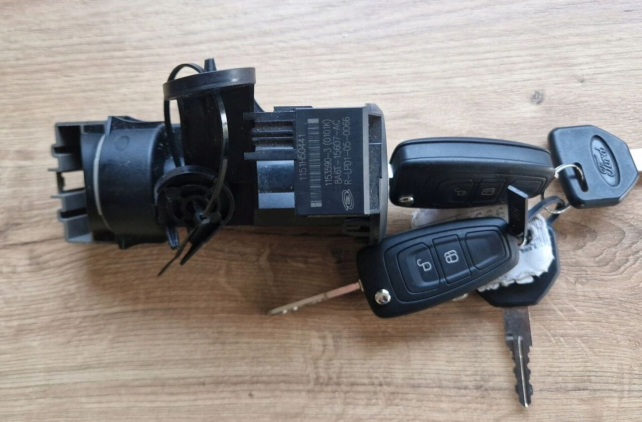 Ford F-MAX - מערכת חשמל עבור משאית: תמונה 1 Ford F-MAX - מערכת חשמל עבור משאית: תמונה 1